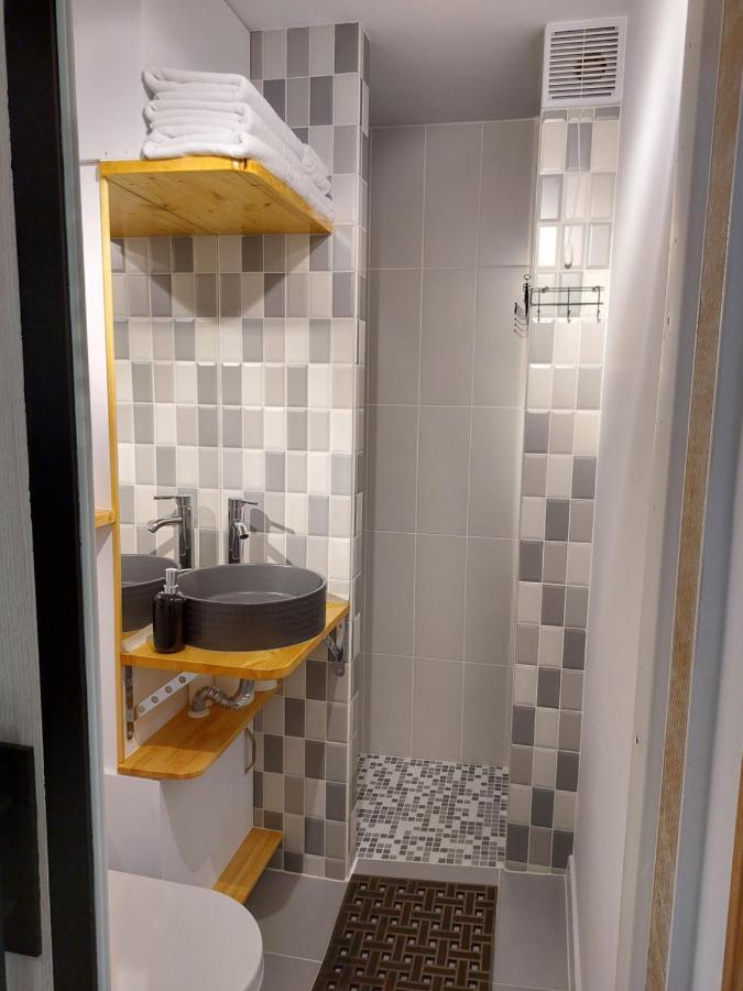 Studio 22 كرايوفا المظهر الخارجي الصورة
